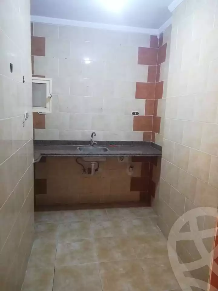 https://aqarmap.com.eg/en/listing/6507644-for-sale-alexandria-sydy-bshr-sydy-bshr-bhry-abo-rdees-st