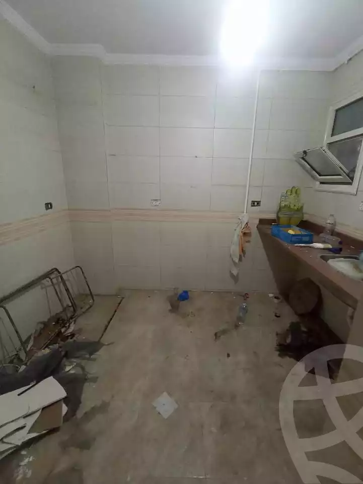 https://aqarmap.com.eg/ar/listing/6508721-for-rent-alexandria-ganaklis-shr-mrtdy-bsh