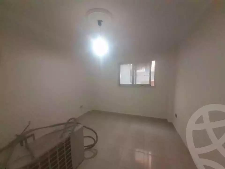 https://aqarmap.com.eg/ar/listing/6508760-for-sale-alexandria-el-asafra-l-sfr-bhry