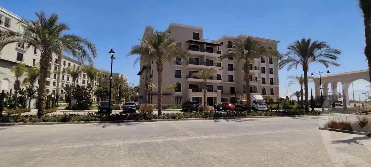 https://aqarmap.com.eg/en/listing/6510250-for-sale-cairo-el-sheikh-zayed-city-compounds-kmbwnd-fyldj-wyst-dr-llttwyr