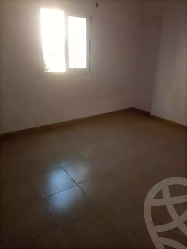 https://aqarmap.com.eg/en/listing/6512756-for-sale-alexandria-el-mandara-al-mahdaoi-st