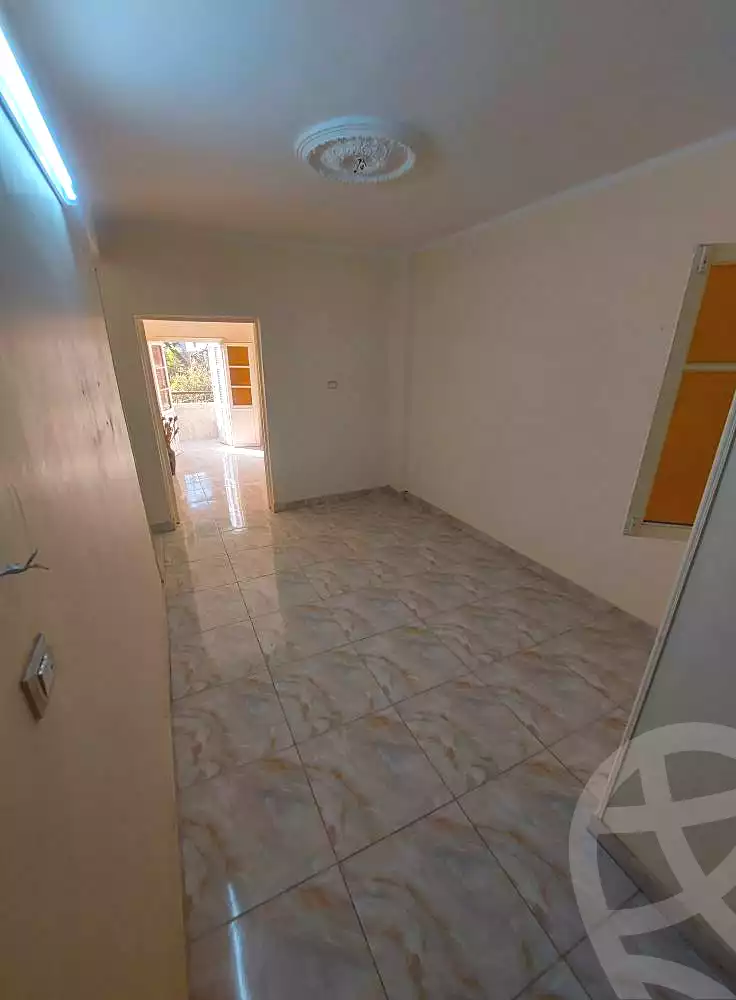 https://aqarmap.com.eg/en/listing/6513824-for-sale-cairo-helwan-helwan-el-sharkeya-ryad-pasha-st