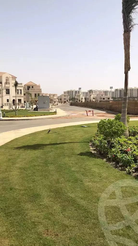 https://aqarmap.com.eg/en/listing/6514190-for-sale-cairo-new-administrative-capital-r7-celia-mntq-l-mrt-1