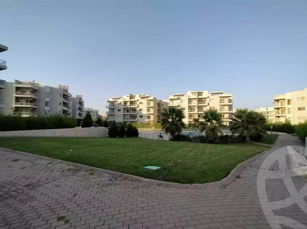 https://aqarmap.com.eg/en/listing/6517247-for-sale-cairo-el-sheikh-zayed-city-compounds-dh-drys