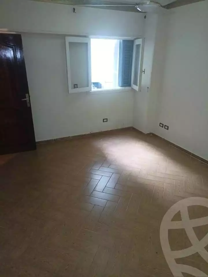 https://aqarmap.com.eg/ar/listing/6518211-for-rent-alexandria-el-mandara