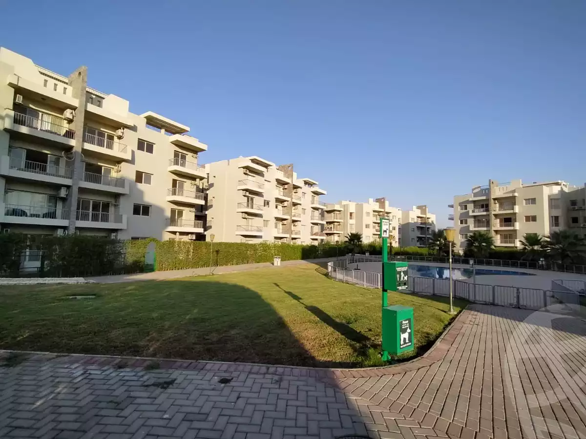 https://aqarmap.com.eg/en/listing/6519320-for-sale-cairo-el-sheikh-zayed-city-compounds-dh-drys