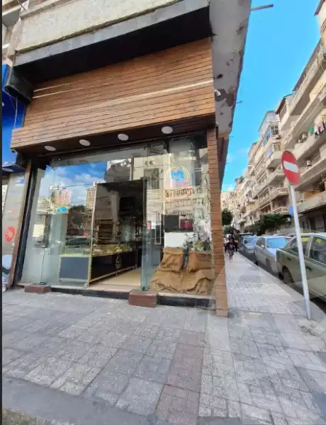 https://aqarmap.com.eg/ar/listing/6519449-for-sale-alexandria-cleopatra-port-said-street