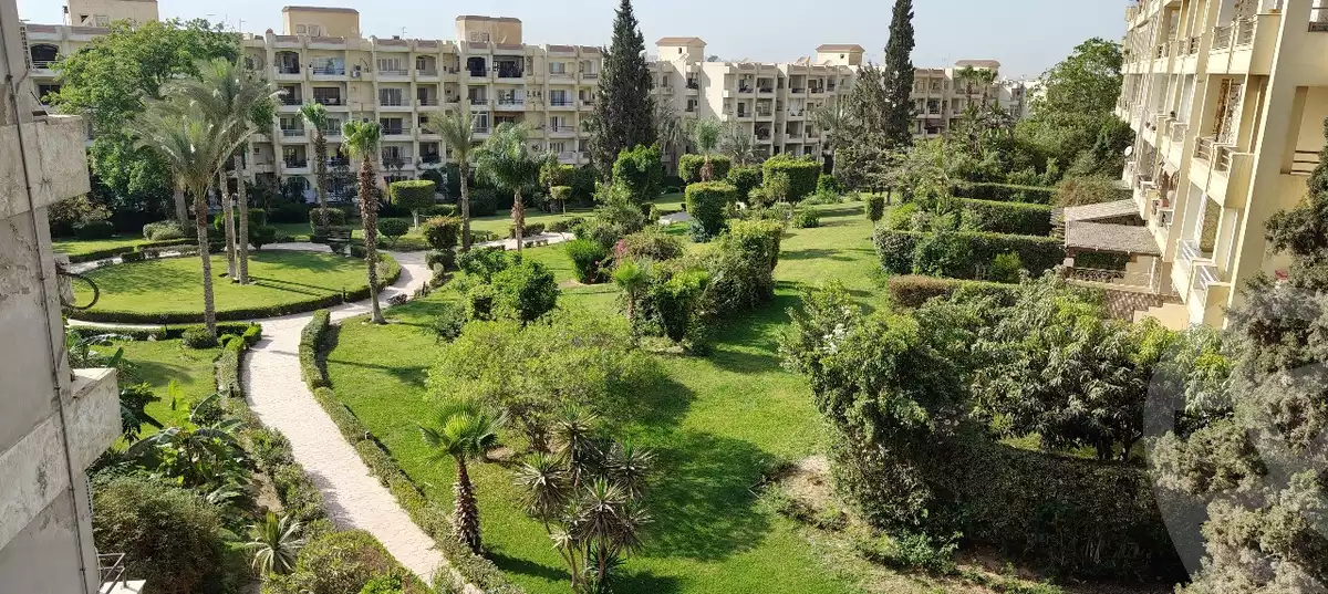 https://aqarmap.com.eg/en/listing/6520123-for-sale-cairo-el-sheikh-zayed-city-compounds-zayed-2000