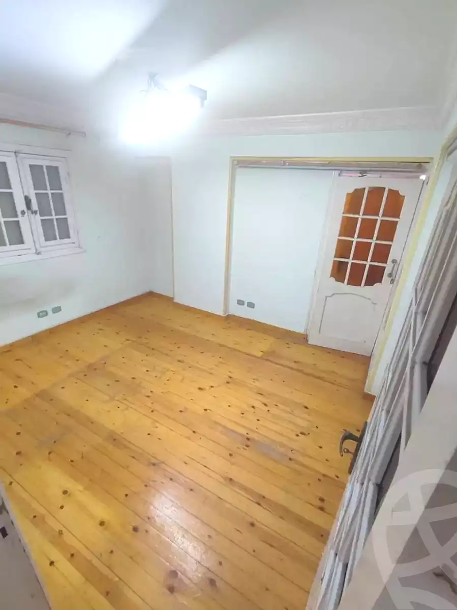 https://aqarmap.com.eg/en/listing/6521736-for-sale-alexandria-ganaklis