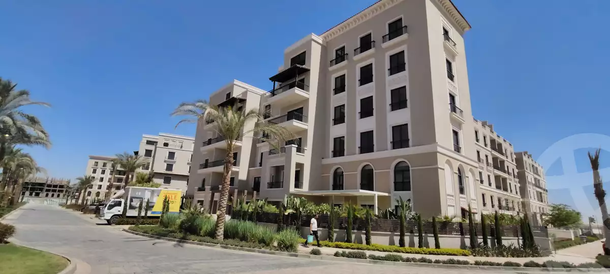 https://aqarmap.com.eg/en/listing/6521903-for-sale-cairo-el-sheikh-zayed-city-compounds-kmbwnd-fyldj-wyst-dr-llttwyr