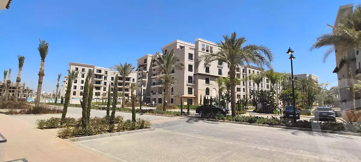 https://aqarmap.com.eg/en/listing/6522070-for-sale-cairo-el-sheikh-zayed-city-compounds-kmbwnd-fyldj-wyst-dr-llttwyr