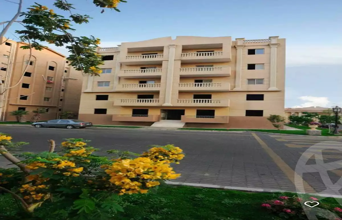https://aqarmap.com.eg/en/listing/6522987-for-sale-cairo-new-cairo-compounds-el-ashrafia