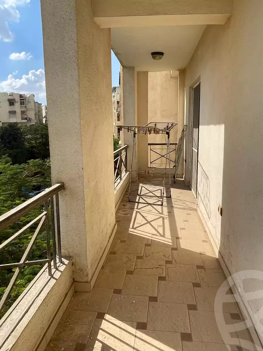 https://aqarmap.com.eg/ar/listing/6525421-for-sale-cairo-el-sheikh-zayed-city-compounds-hadayek-el-mohandiseen