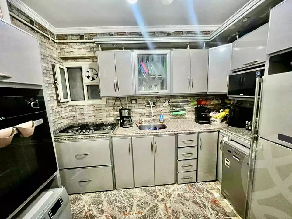 https://aqarmap.com.eg/ar/listing/6525946-for-sale-alexandria-miami-iskandar-ibrahim-st