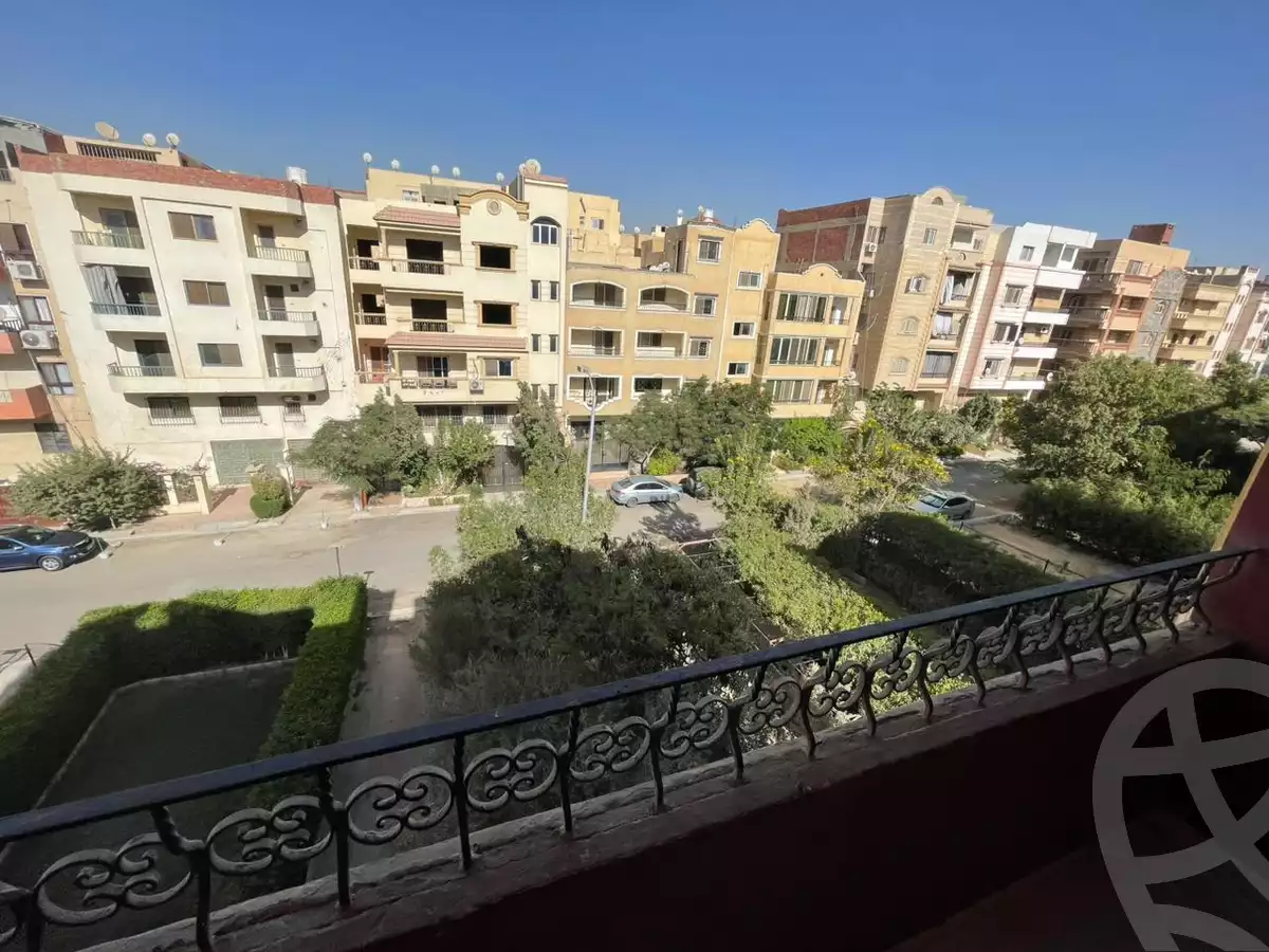 https://aqarmap.com.eg/ar/listing/6526225-for-rent-cairo-6th-of-october-el-ahyaa-neighborhood-4th-neighbourhood-2