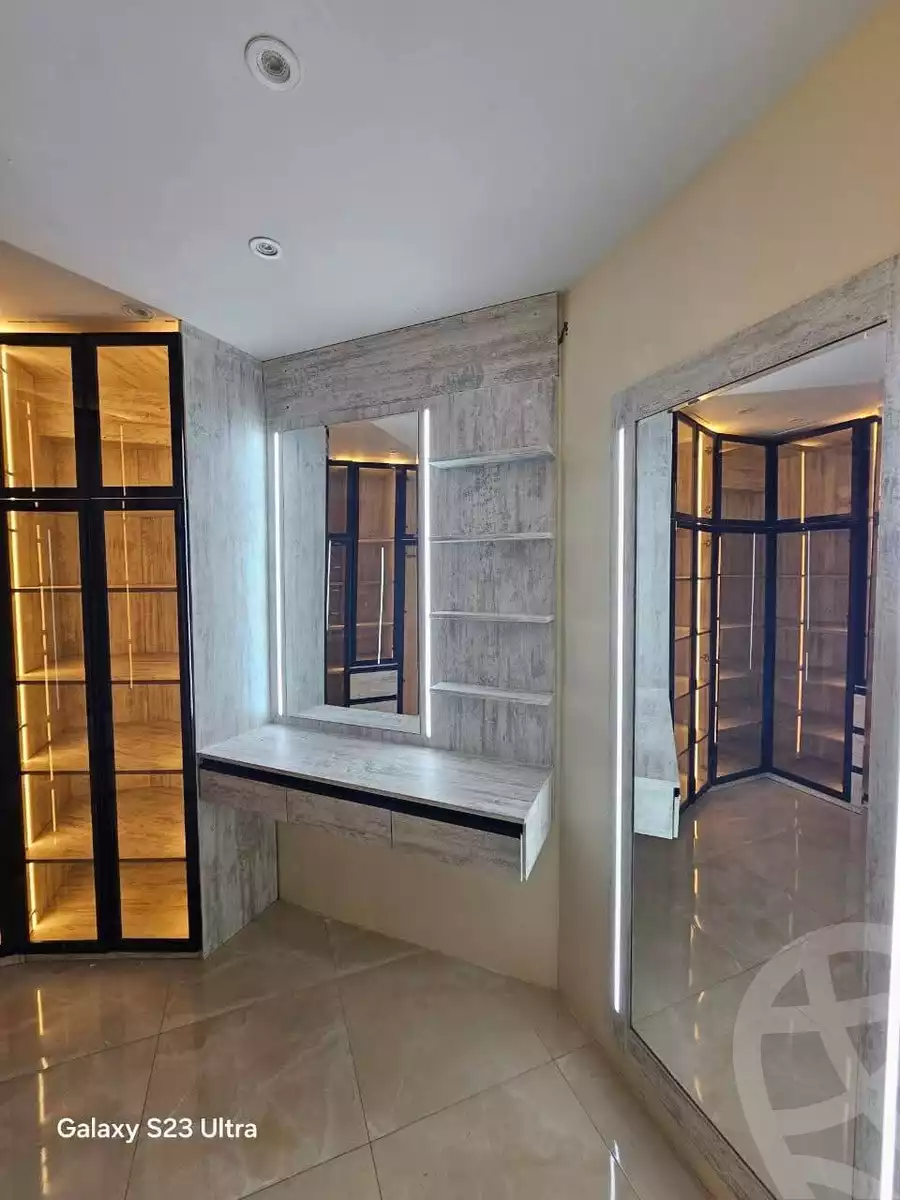 https://aqarmap.com.eg/ar/listing/6531789-for-sale-cairo-helwan-hadayek-helwan-el-shareef-st