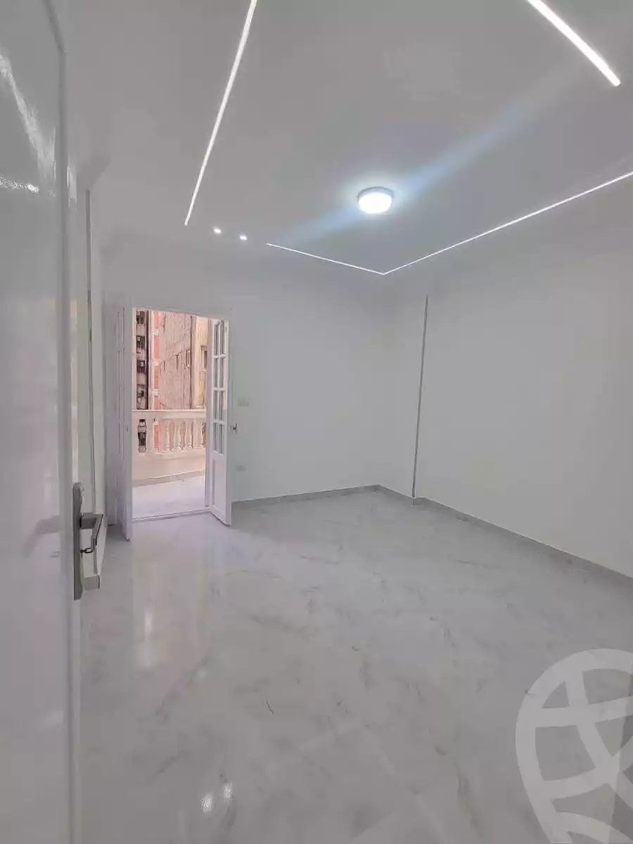 https://aqarmap.com.eg/ar/listing/6532591-for-sale-alexandria-miami-45-street