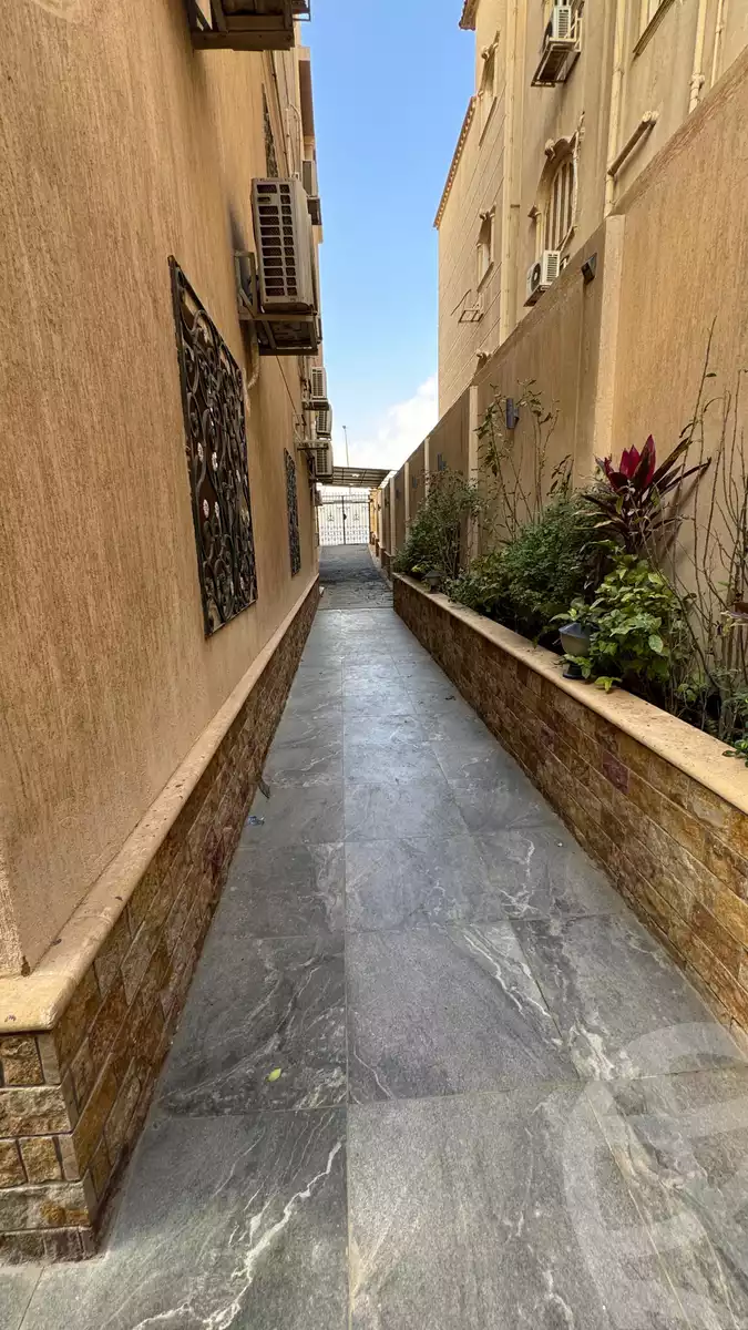 https://aqarmap.com.eg/en/listing/6477648-for-sale-cairo-new-cairo-el-narges-el-narges-8-el-sayed-abd-el-khalek-tharwat-st