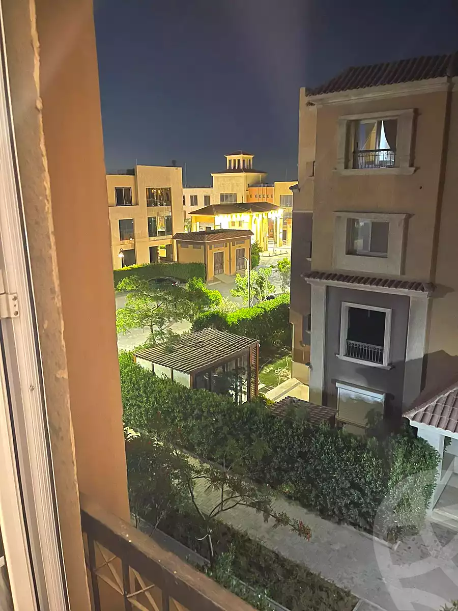 دوبلكس بـ٣ غرف نوم في Italian Square، صورة ٧ من ١٠