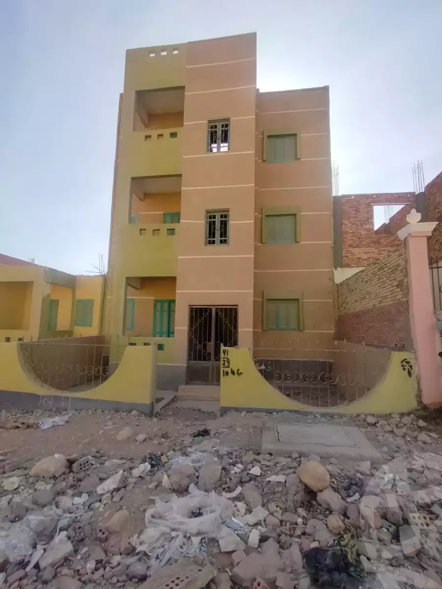 https://aqarmap.com.eg/ar/listing/6255041-for-sale-sohag-mdyn-swhj-ljdyd