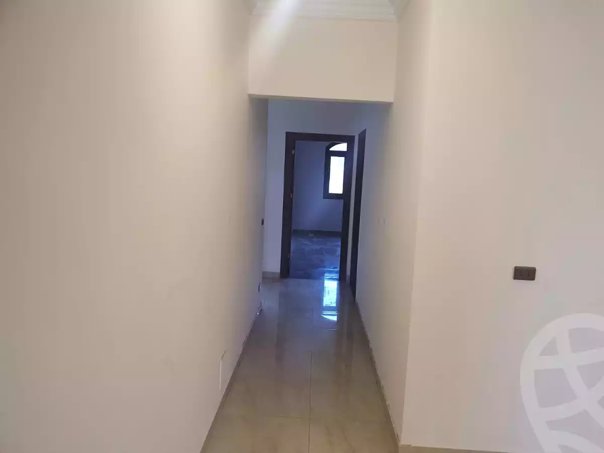 https://aqarmap.com.eg/en/listing/6536354-for-rent-cairo-new-cairo-ganob-el-akadamiya-south-academy-b-taha-hussein-st