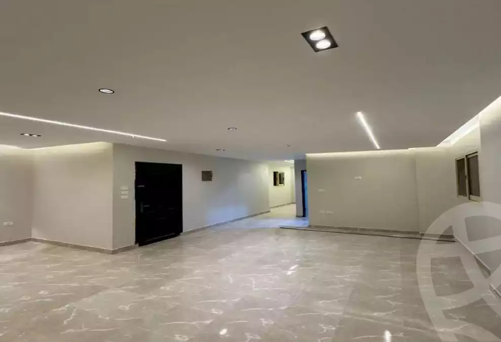 https://aqarmap.com.eg/ar/listing/6537000-for-sale-cairo-el-sheikh-zayed-city-compounds-kmbwnd-ljry-swdyk