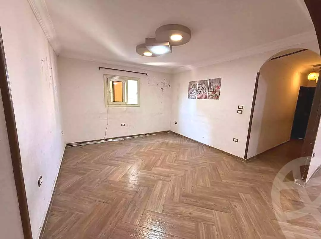 https://aqarmap.com.eg/ar/listing/6537234-for-sale-alexandria-camp-cesar-port-said-street