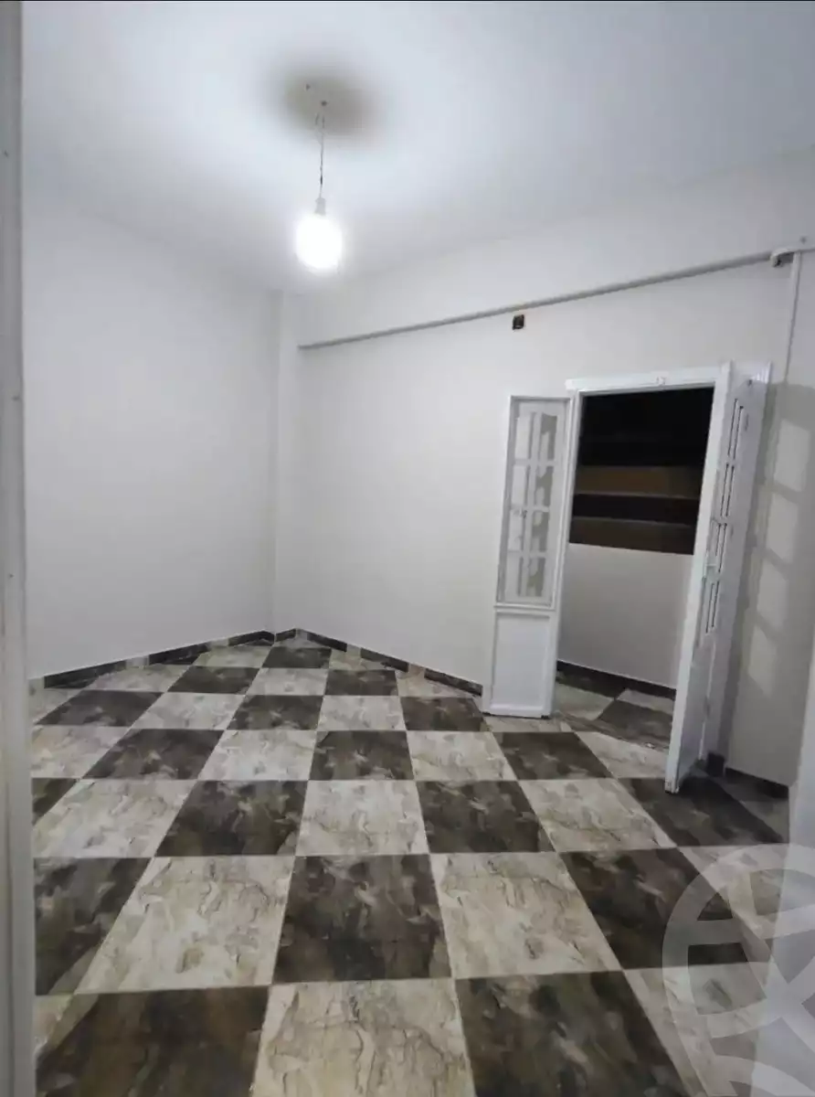 https://aqarmap.com.eg/ar/listing/6537284-for-sale-qalyubia-shubra-el-khaima-om-bayoumi