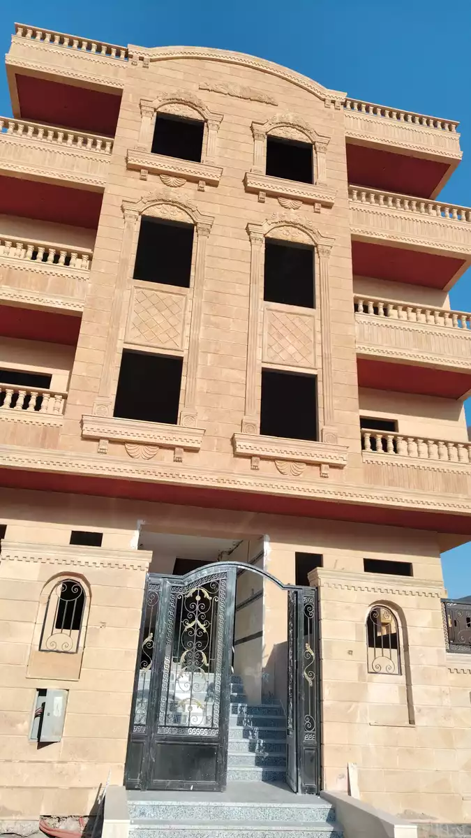 https://aqarmap.com.eg/en/listing/6537849-for-sale-cairo-badr-city-hai-el-ashgar-featured-neighborhood-bait-el-watan