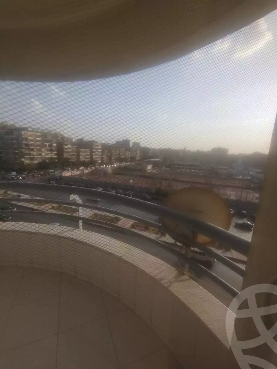 https://aqarmap.com.eg/en/listing/6538879-for-rent-cairo-heliopolis-heliopolis-square-mohammed-farid-st