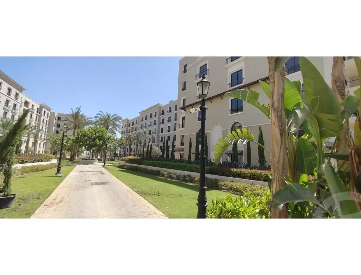 https://aqarmap.com.eg/en/listing/6540174-for-sale-cairo-el-sheikh-zayed-city-compounds-kmbwnd-fyldj-wyst-dr-llttwyr