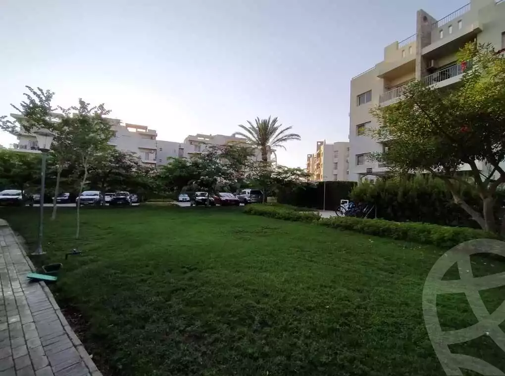 https://aqarmap.com.eg/ar/listing/6542591-for-sale-cairo-el-sheikh-zayed-city-compounds-dh-drys