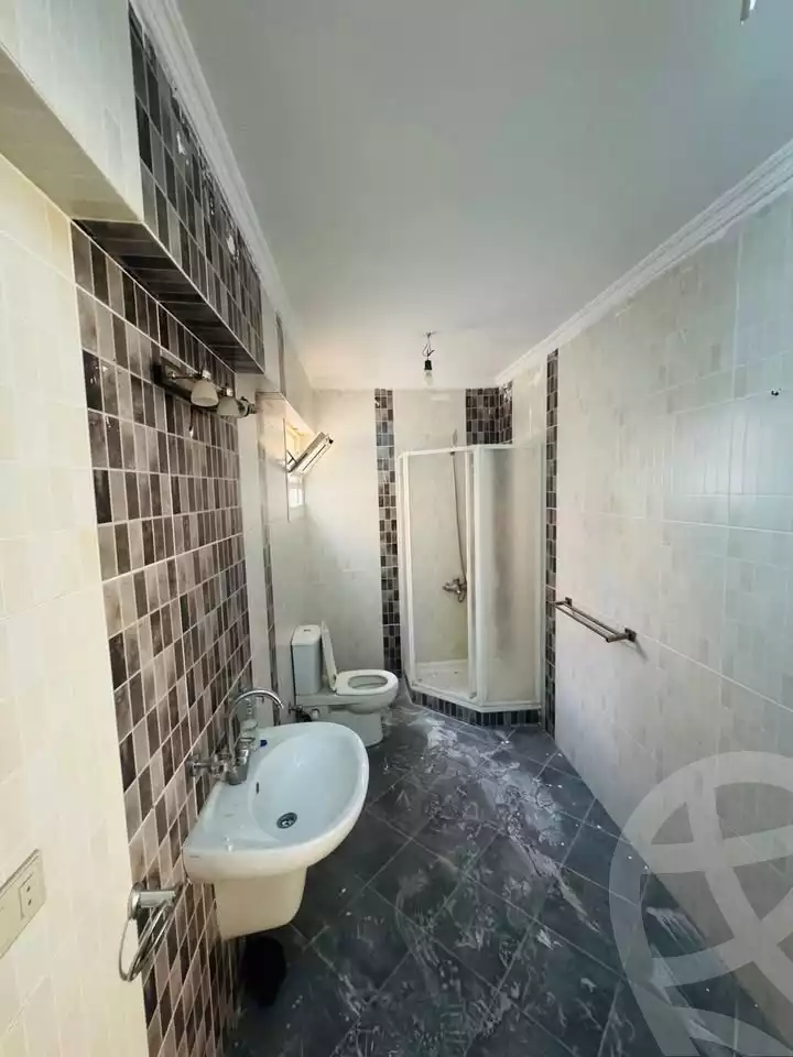 https://aqarmap.com.eg/en/listing/6542906-for-sale-alexandria-l-jmy-lbytsh-ain-shams-st