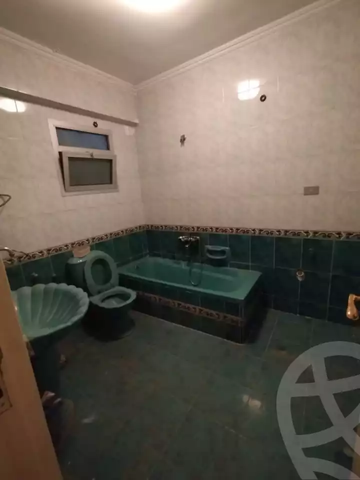 https://aqarmap.com.eg/ar/listing/6543459-for-sale-alexandria-l-jmy-lbytsh-ain-shams-st