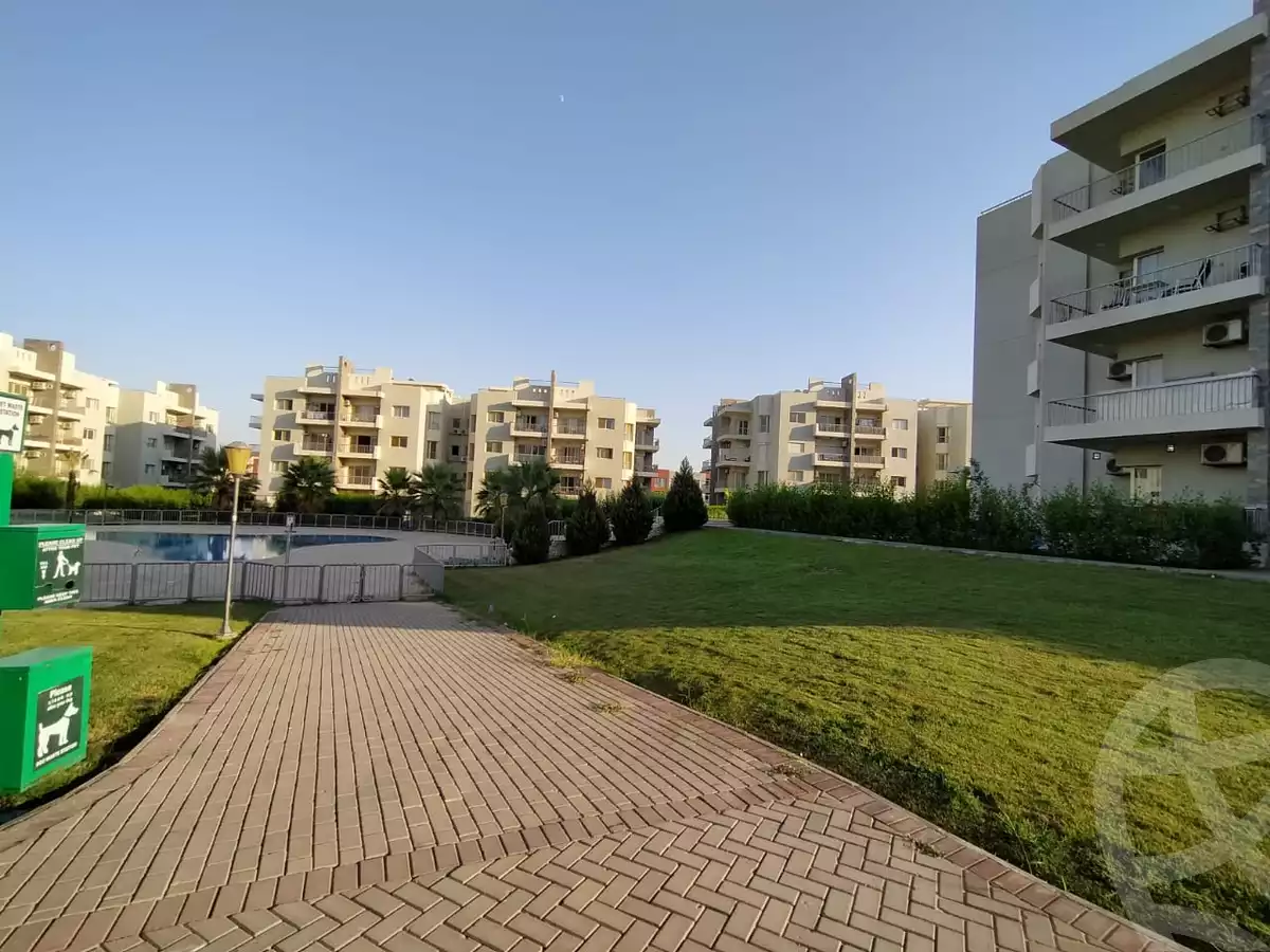 https://aqarmap.com.eg/en/listing/6543442-for-sale-cairo-el-sheikh-zayed-city-compounds-dh-drys