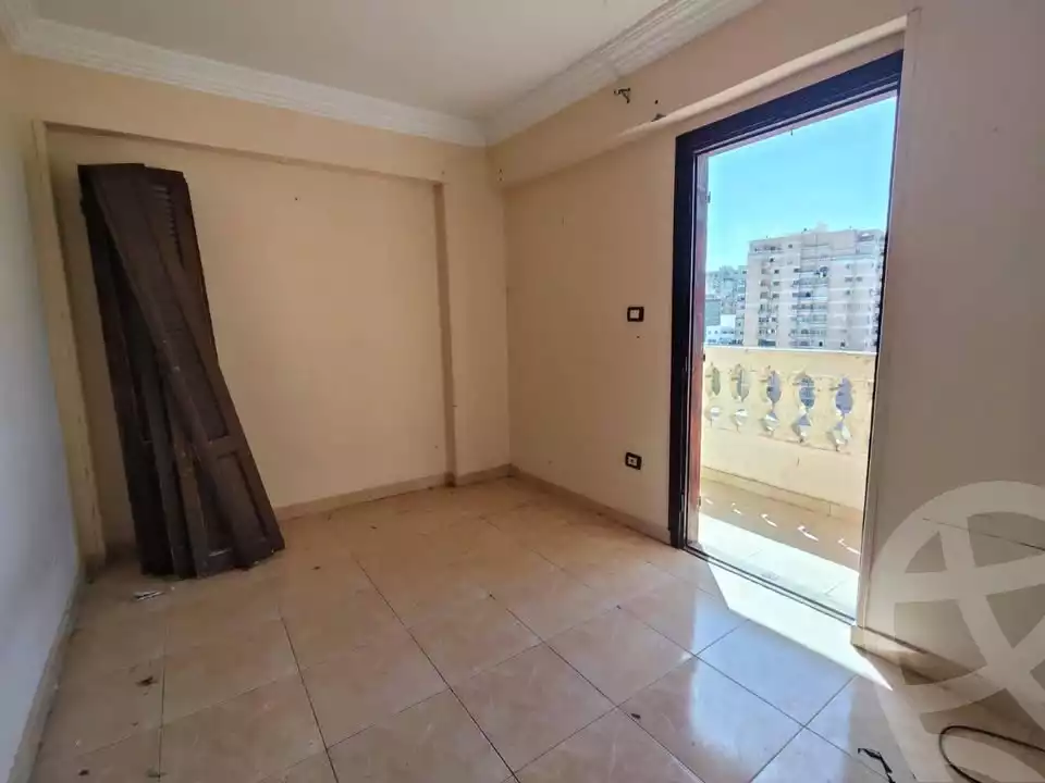 https://aqarmap.com.eg/ar/listing/6544289-for-sale-alexandria-el-asafra-abd-el-haleem-mahmoud-st