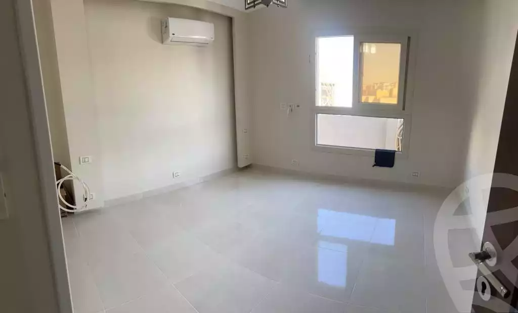https://aqarmap.com.eg/en/listing/6544586-for-sale-cairo-new-cairo-south-investors-mohammed-nagib-axis-st
