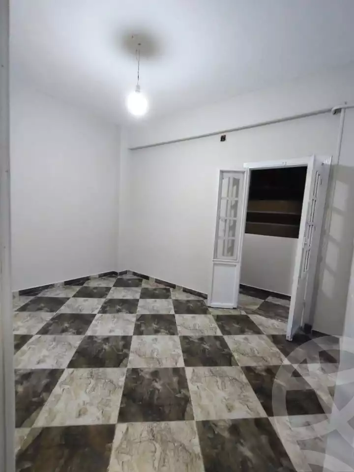 https://aqarmap.com.eg/en/listing/6544816-for-sale-qalyubia-shubra-el-khaima-om-bayoumi