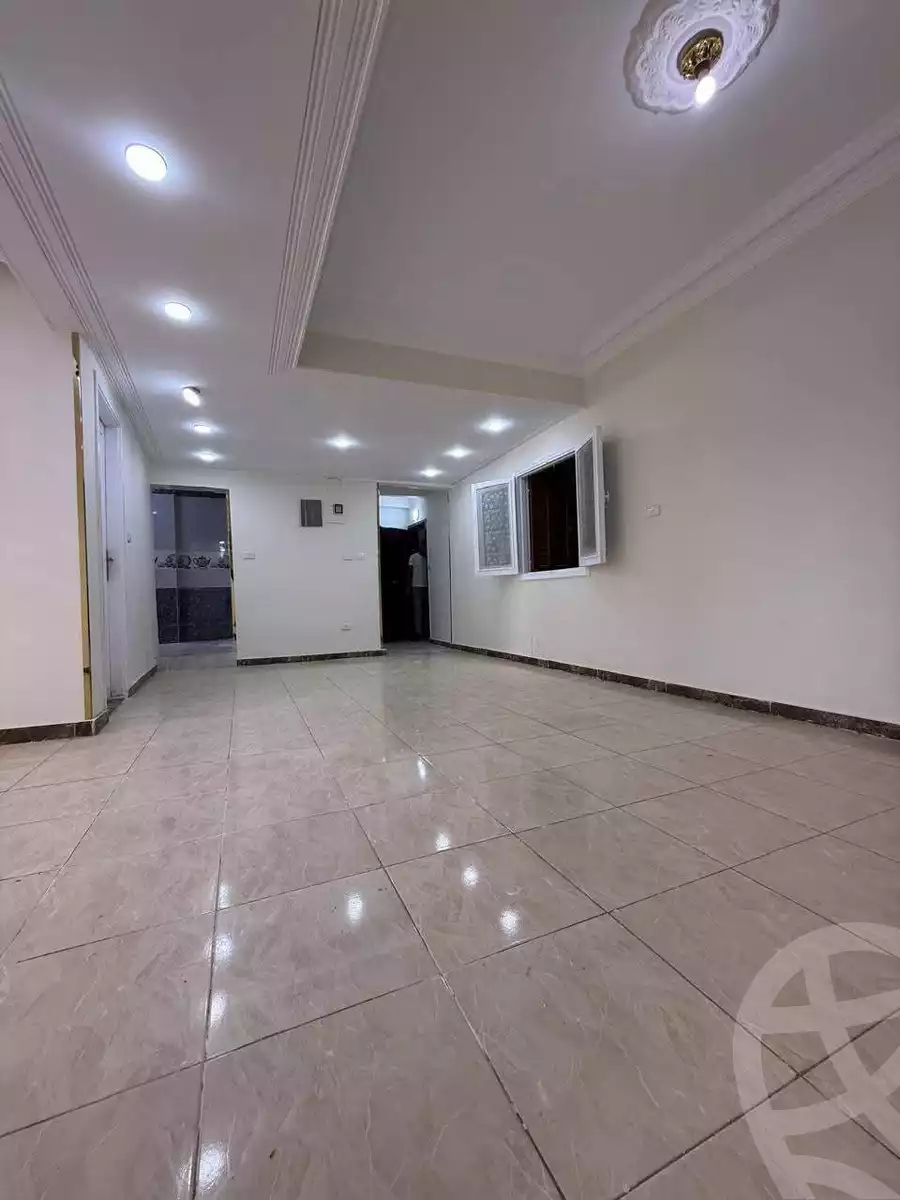 https://aqarmap.com.eg/ar/listing/6546290-for-sale-cairo-helwan-helwan-el-sharkeya-abd-el-rahman-pasha-st