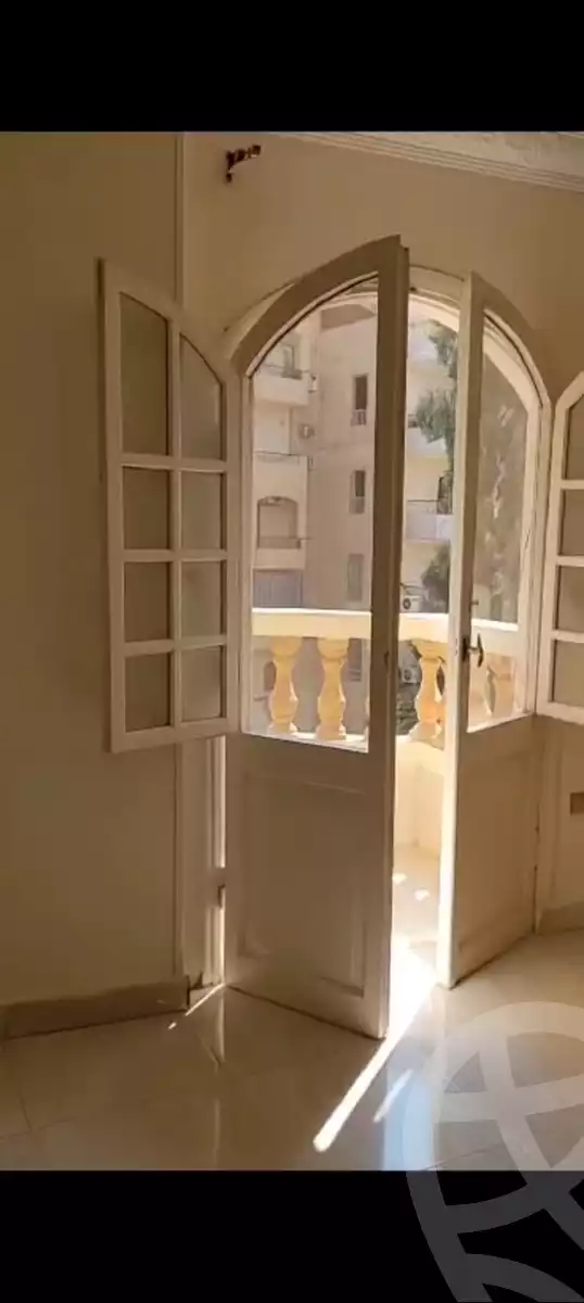https://aqarmap.com.eg/en/listing/6547079-for-rent-cairo-6th-of-october-el-ahyaa-neighborhood-2nd-dr-mohammed-badawi-st
