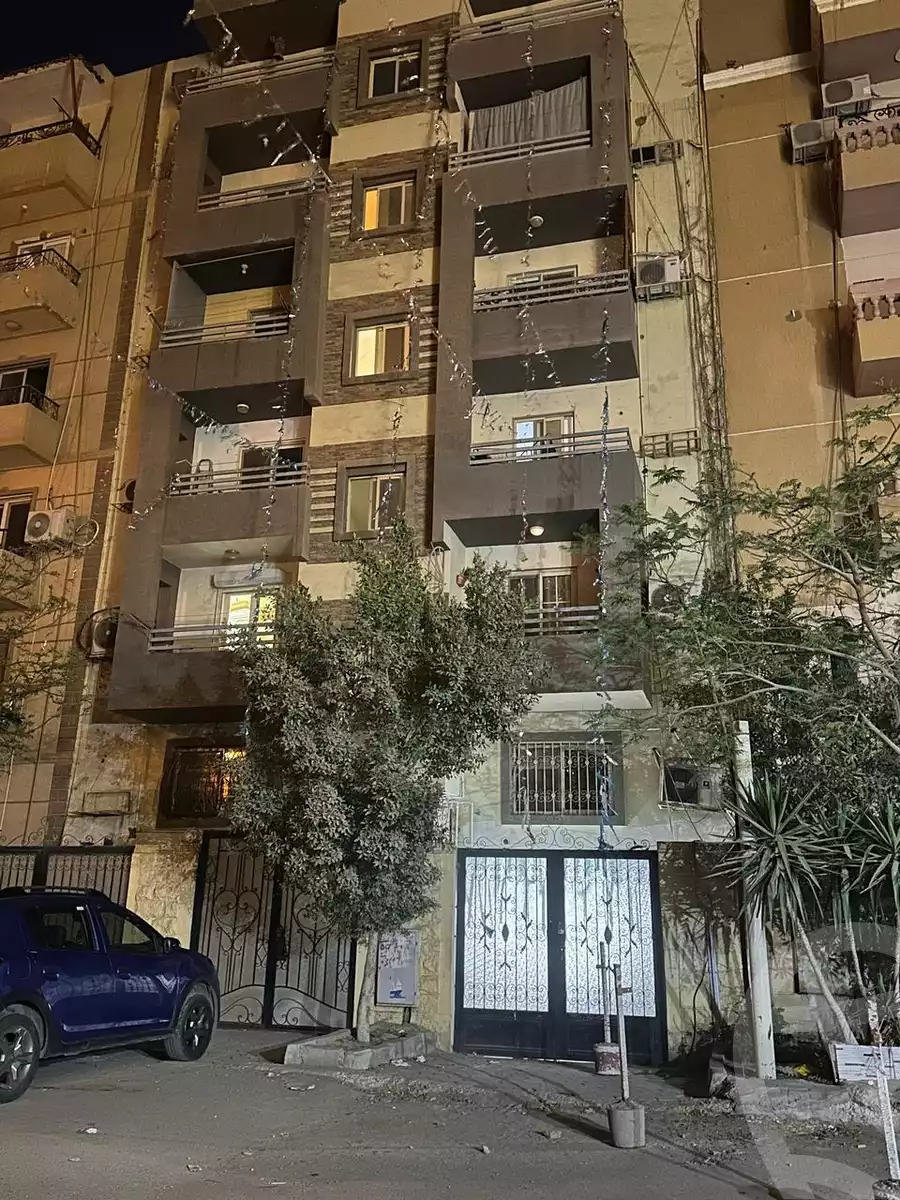 https://aqarmap.com.eg/ar/listing/6548203-for-sale-cairo-6th-of-october-el-ahyaa-neighborhood-4th-neighbourhood-2