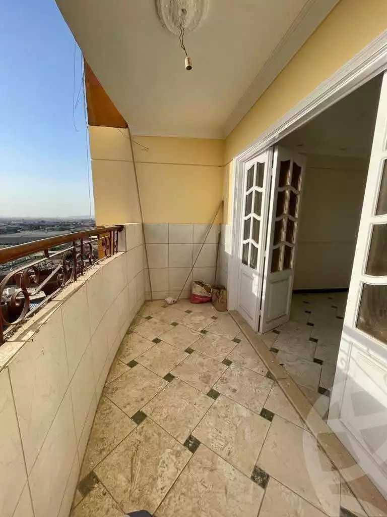 https://aqarmap.com.eg/ar/listing/6548413-for-sale-cairo-helwan-azam-mosque-st