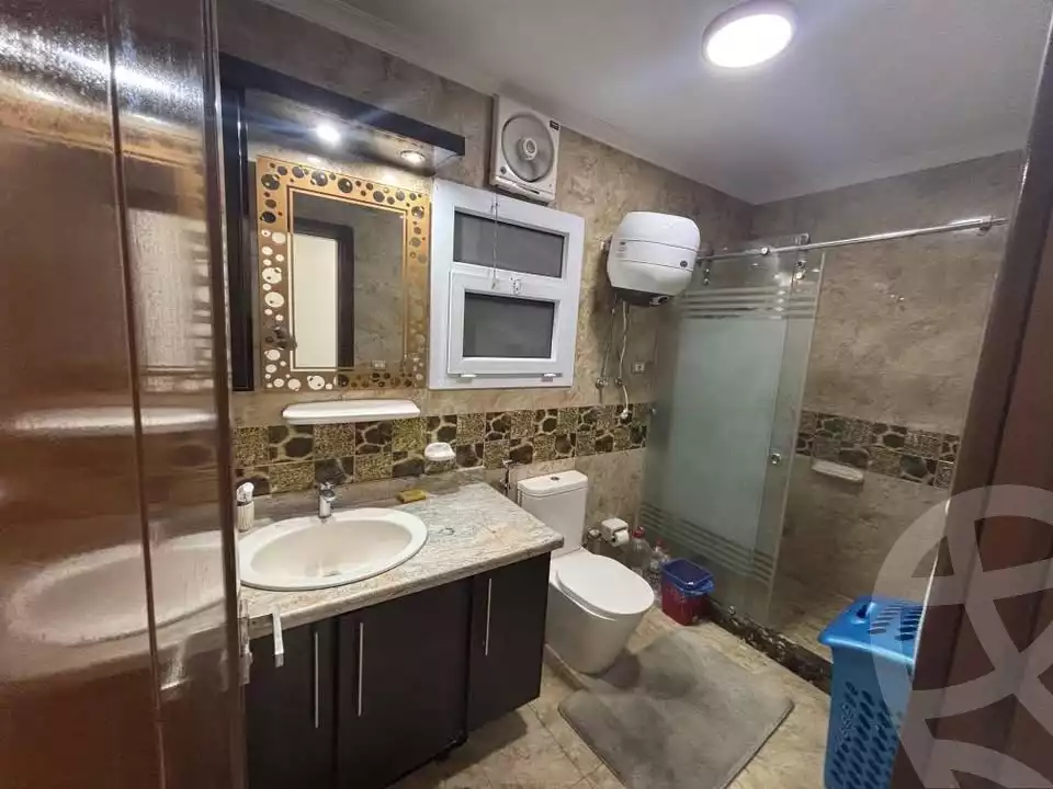https://aqarmap.com.eg/en/listing/6550338-for-sale-alexandria-camp-cesar-el-gaish-rd