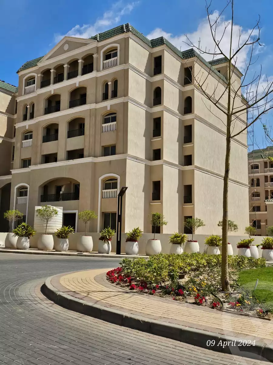 https://aqarmap.com.eg/ar/listing/6551792-for-sale-cairo-new-cairo-lmstqbl-syty-compounds-lavenir