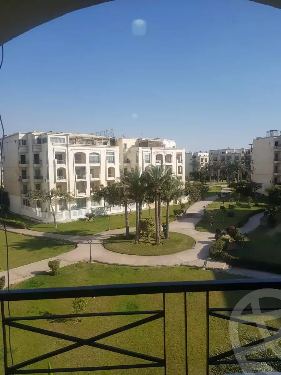 https://aqarmap.com.eg/en/listing/6551952-for-sale-cairo-el-sheikh-zayed-city-compounds-hadayek-el-mohandiseen
