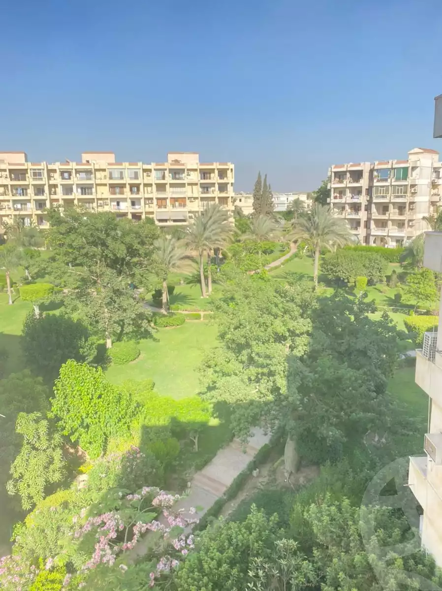 https://aqarmap.com.eg/en/listing/6554158-for-sale-cairo-el-sheikh-zayed-city-compounds-zayed-2000