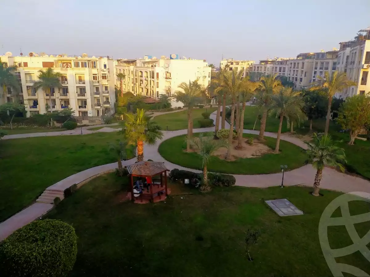 https://aqarmap.com.eg/ar/listing/6554351-for-sale-cairo-el-sheikh-zayed-city-compounds-hadayek-el-mohandiseen
