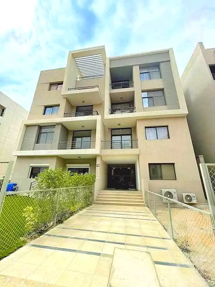 شقة بغرفة نوم واحدة في فيفث سكوير المراسم، صورة ٥ من ٩