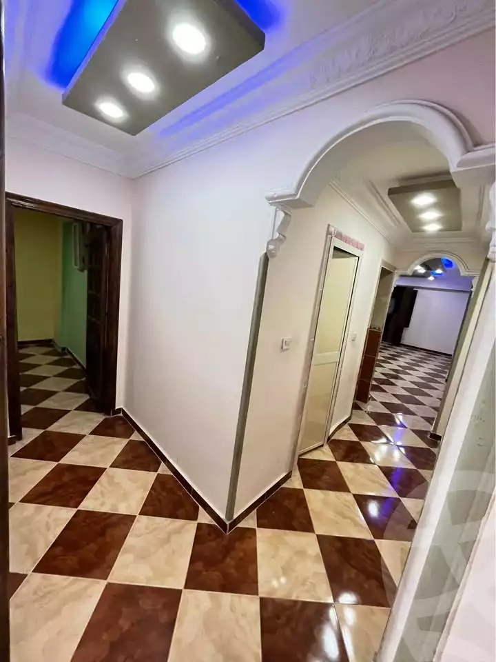 https://aqarmap.com.eg/en/listing/6558999-for-sale-alexandria-lsywf-el-falki