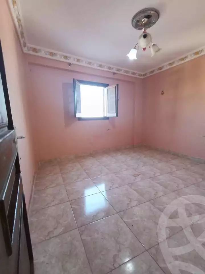 https://aqarmap.com.eg/ar/listing/6559449-for-sale-alexandria-l-jmy-lbytsh-ibrahim-othman-st